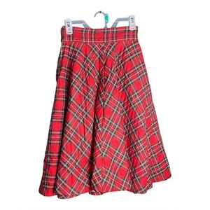 High Waisted Vintage Red Plaid Pleated Midi Skirt 28.5” Long 13” Top